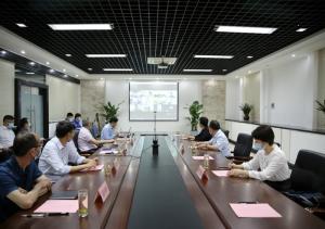 公路養(yǎng)護(hù)裝備國(guó)家工程研究中心 第一屆理事會(huì)第一次會(huì)議暨揭牌儀式成功召開(kāi)